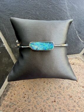 22kt & 14kt. White Gold Boulder Opal Cuff Bracelet 6.5” Bangle